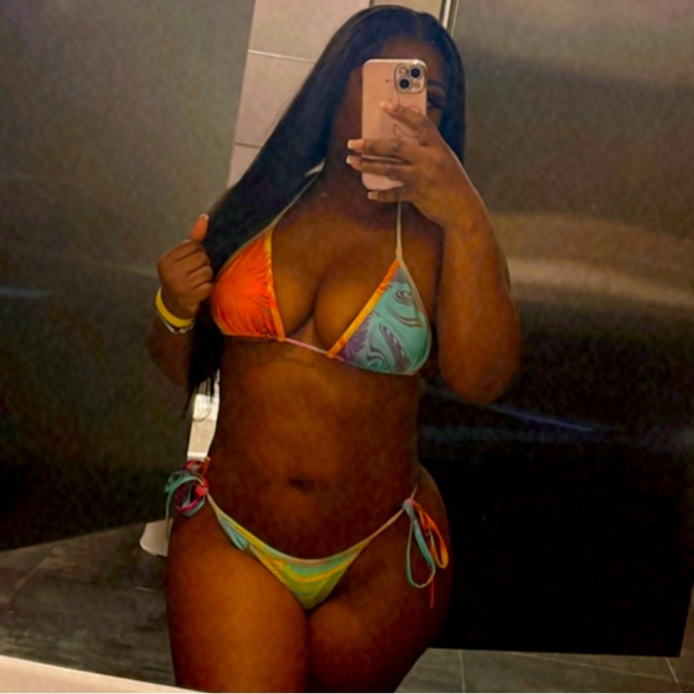 Multicolor 2 piece bathing suit
